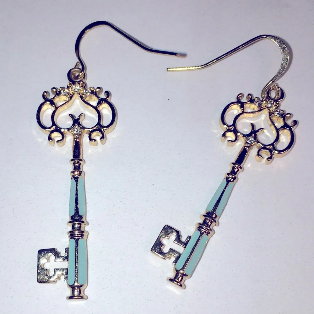 Gold tone crystal embellished blue enamel retro key pierced wire earrings - Picture 14 of 17